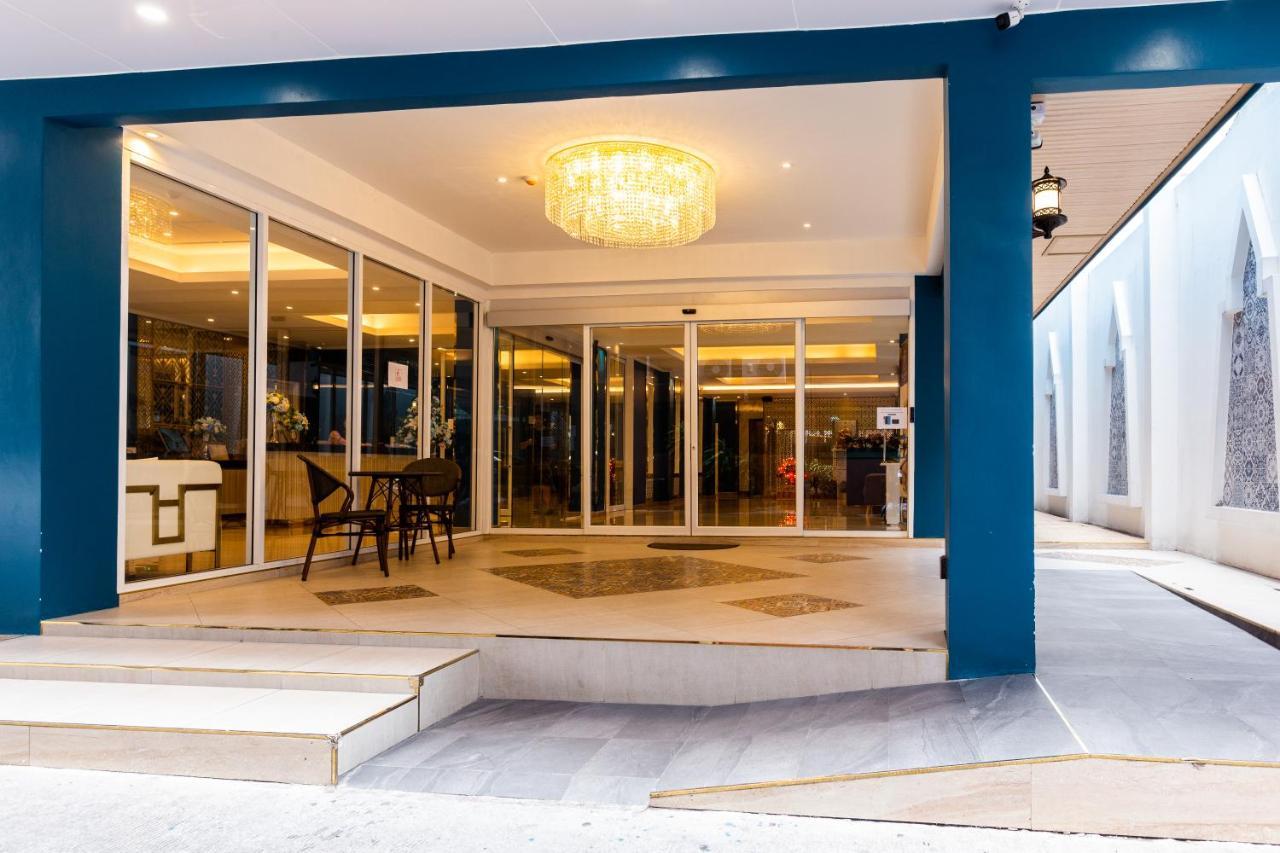 Khách sạn Siam Star Bangkok
